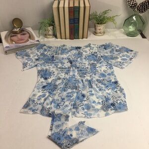 Sartoria Benetton Women’s sheer floral button up blouse